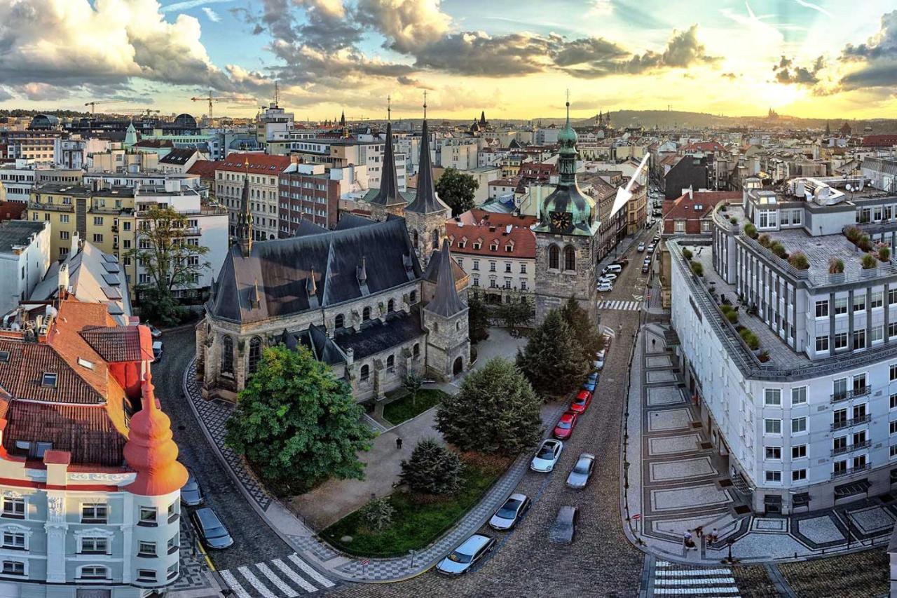 Peter'S Tower Apartments Prague Extérieur photo